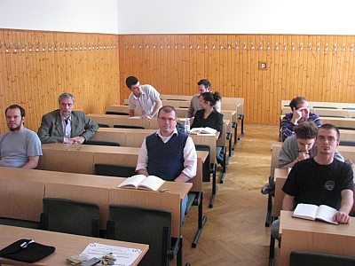 images/math-site/meetings/Seminar/20120405-CsikosBalazs/web/big/IMG_1822.jpg