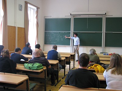 images/math-site/meetings/Seminar/20120419-Giulietti/web/big/IMG_1833.jpg