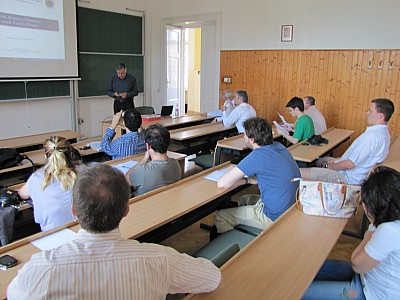 images/math-site/meetings/Seminar/20120607-Mazzocca/web/big/IMG_1205.jpg