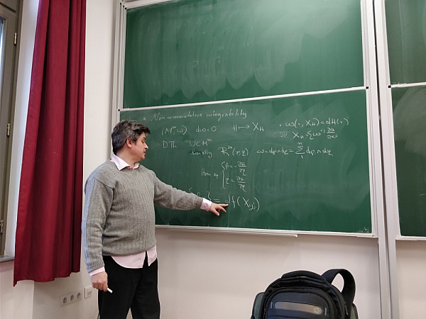 images/math-site/meetings/Seminar/20180308-JovanovicB/web/big/IMG_20180308_143704.jpg