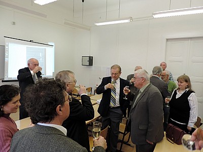 images/math-site/meetings/20160414-NagyPT70/web/big/DSCN9411.jpg
