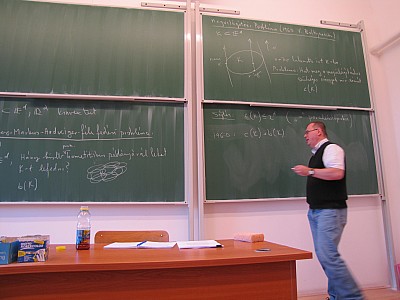 images/math-site/meetings/Seminar/20121018-FodorFerenc/web/big/IMG_1919.jpg
