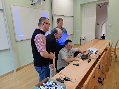 images/math-site/meetings/Seminar/20150521-KBezdek/web/big/DSC07829.jpg