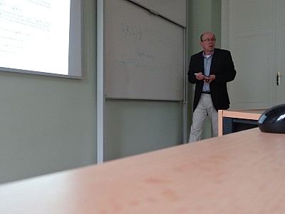 images/math-site/meetings/Seminar/20150521-KBezdek/web/big/DSC07842.jpg