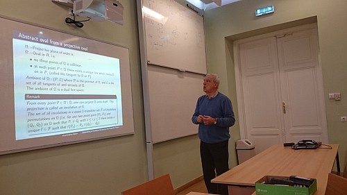 images/math-site/meetings/Seminar/20170223-Korchmaros/web/big/DSC_0020.jpg