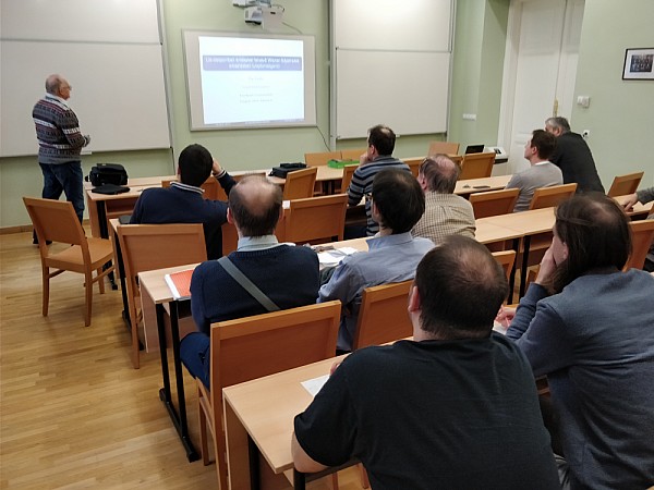 images/math-site/meetings/Seminar/20180208-PapGy/web/big/2018-02-08-12.43.23.jpg