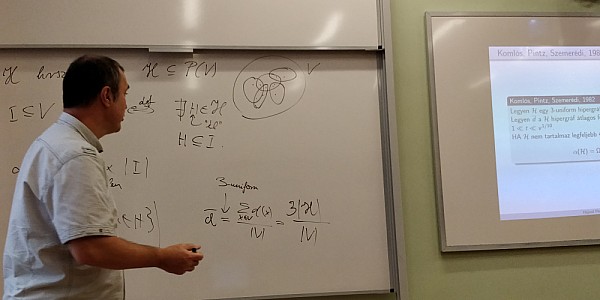 images/math-site/meetings/Seminar/20181129-HajnalP/web/big/IMG_20181129_125855.jpg