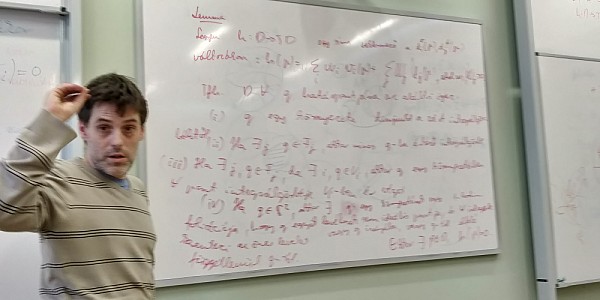 images/math-site/meetings/Seminar/20190321-LangiZs/web/big/IMG_20190321_135859.jpg