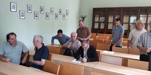 images/math-site/meetings/Seminar/20190912-LaczkovichM/web/big/IMG_20190912_122925.jpg