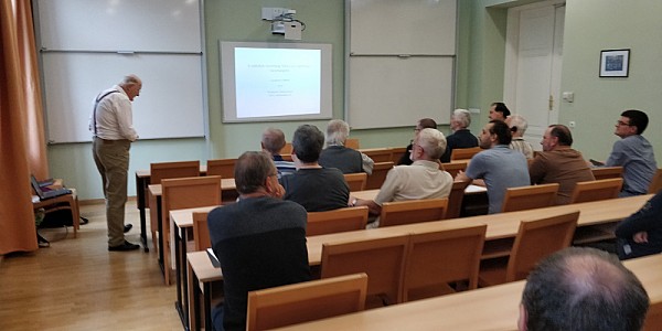 images/math-site/meetings/Seminar/20190912-LaczkovichM/web/big/IMG_20190912_123136.jpg