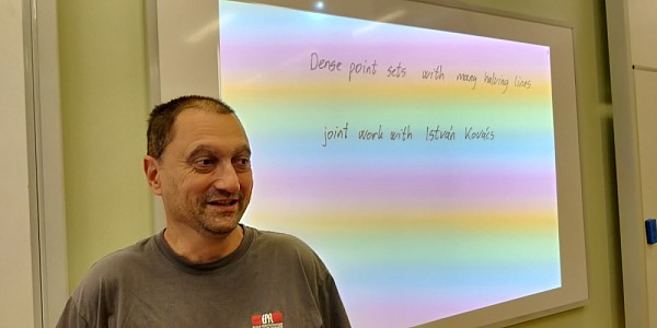 images/math-site/meetings/Seminar/20190926-TothG/web/big/IMG_20190926_123306.jpg