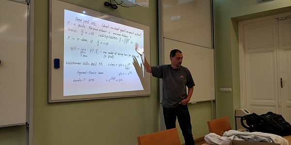 images/math-site/meetings/Seminar/20190926-TothG/web/big/IMG_20190926_124935.jpg