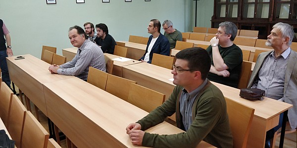images/math-site/meetings/Seminar/20191017-JoosA/web/big/IMG_20191017_123313.jpg
