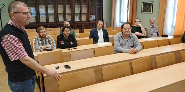 images/math-site/meetings/Seminar/20191017-JoosA/web/big/IMG_20191017_123334.jpg