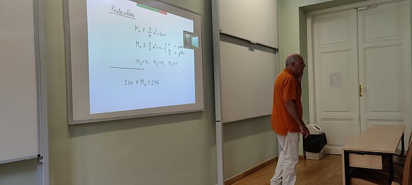 images/math-site/meetings/Seminar/20210916-BaranyImre/web/big/2021-09-16_12.41.14.jpg