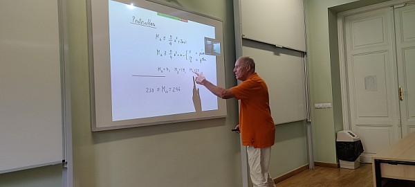 images/math-site/meetings/Seminar/20210916-BaranyImre/web/big/2021-09-16_12.41.29.jpg