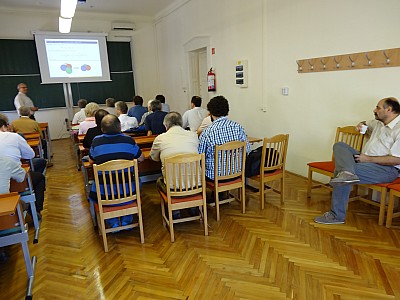 images/math-site/meetings/SzeGeNap/20140522/web/big/DSC01639.jpg