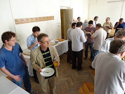images/math-site/meetings/SzeGeNap/20140522/web/big/DSC01651.jpg