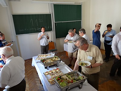 images/math-site/meetings/SzeGeNap/20140522/web/big/DSC01652.jpg