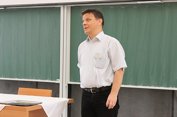 images/math-site/meetings/SzeGeNap/20171006/09301015/web/big/IMG_0335.jpg