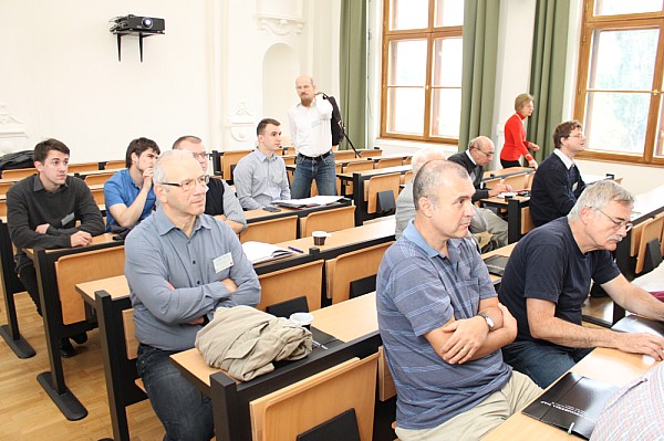 images/math-site/meetings/SzeGeNap/20171006/09301015/web/big/IMG_0352.jpg
