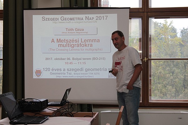 images/math-site/meetings/SzeGeNap/20171006/10151115/web/big/IMG_0394.jpg