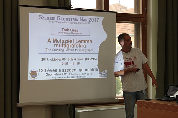 images/math-site/meetings/SzeGeNap/20171006/10151115/web/big/IMG_0400.jpg