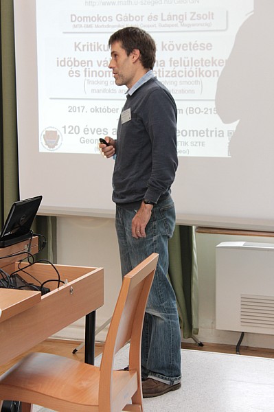 images/math-site/meetings/SzeGeNap/20171006/11451245/web/big/IMG_0458.jpg