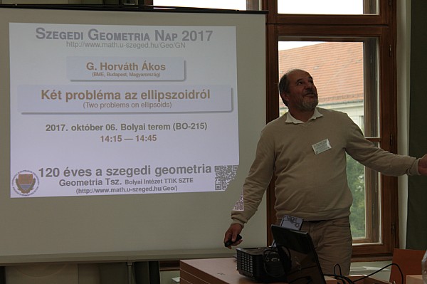 images/math-site/meetings/SzeGeNap/20171006/13451515/web/big/IMG_0537.jpg