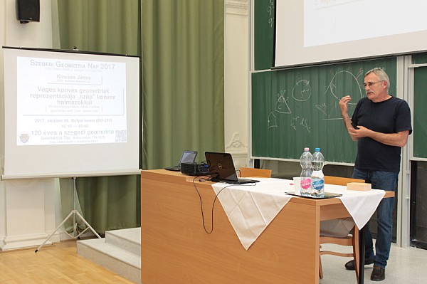 images/math-site/meetings/SzeGeNap/20171006/15451645/web/big/IMG_0598.jpg