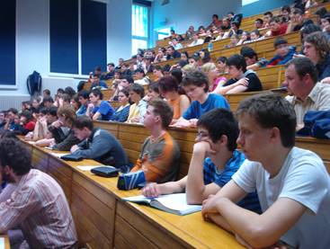 http://www.math.u-szeged.hu/~horvath/kissarpadea3/IM002256.JPG